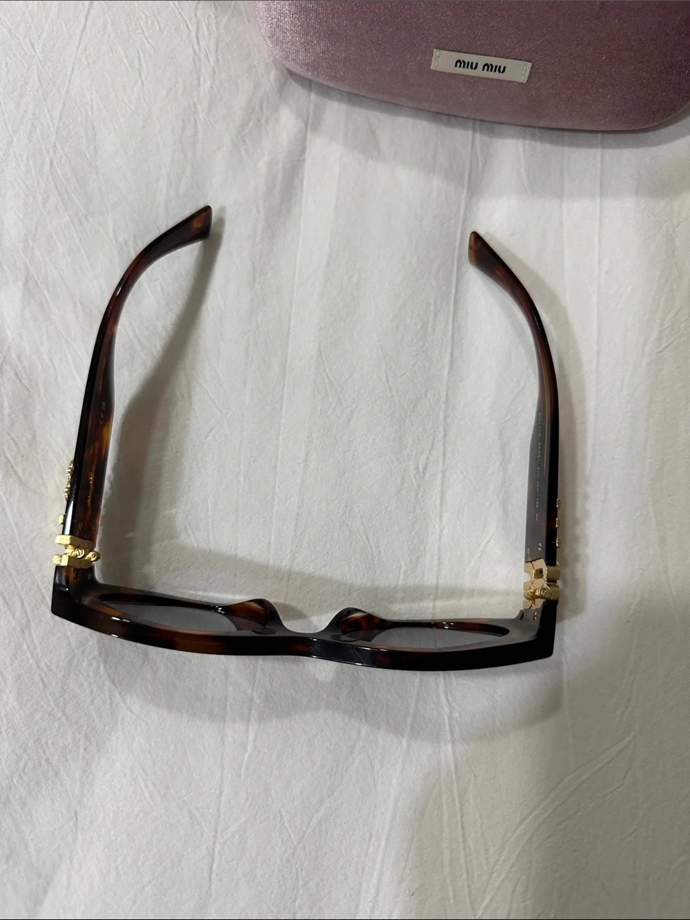 Miu Miu Tortoiseshell Oval Cat-Eye Sunglasses - Brown/Amber